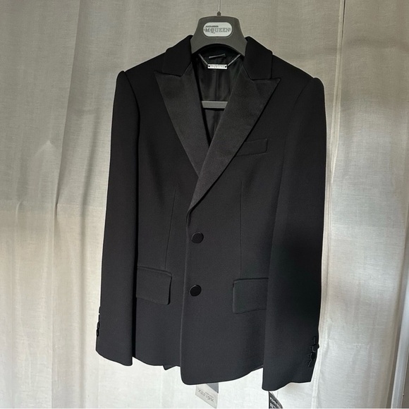NEW Alexander McQueen Black Peplum Duchess Blazer - Picture 2 of 10